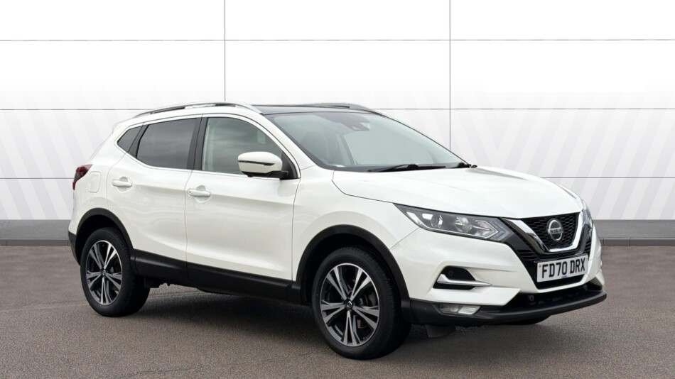 Nissan Qashqai 1.3 DiG-T N-Connecta 5dr [Glass Roof Pack] Petrol Hatchback
